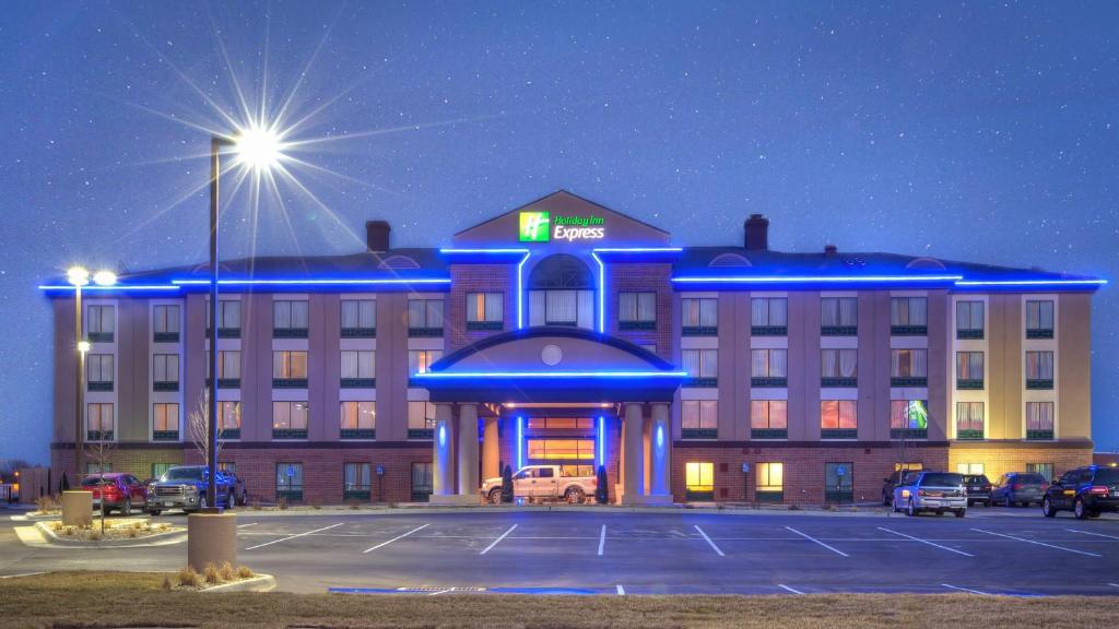 Holiday Inn Express Wichita South an IHG Hotel Main image 1